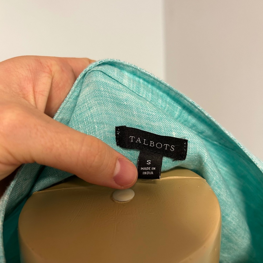 TALBOTS Women's Aqua Blue Linen Blend V Neck Roll Tab Sleeve Shirt Top Size S - Picture 4 of 6